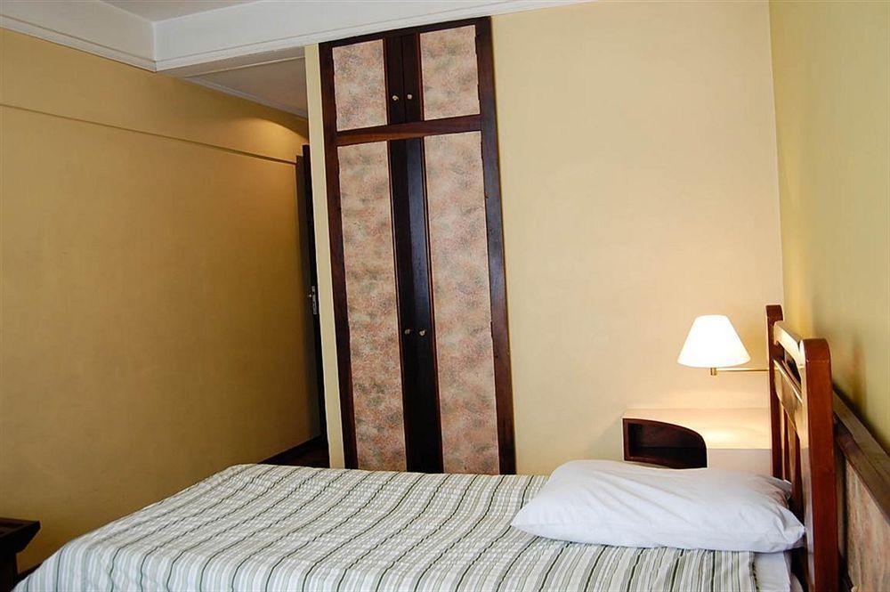 Hotel Itamaraty Curitiba Esterno foto