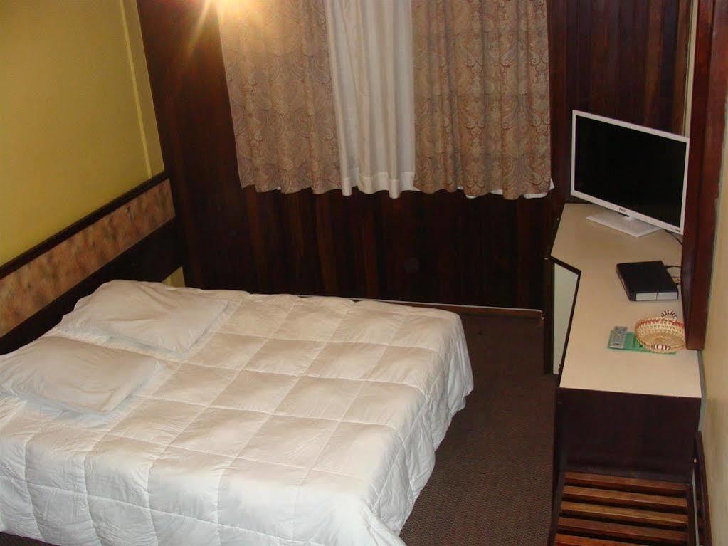Hotel Itamaraty Curitiba Esterno foto